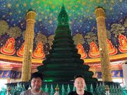 ワットパクナムにて