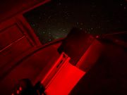 天体望遠鏡で星を見せてくれました