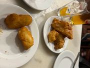 老舗バル『Casa Labra』（カサ ラブラ）タラのフライとコロッケ