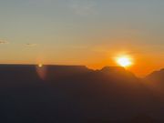 朝日も同じポイントで見られます！寒いので上着必須です