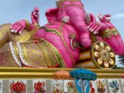 ピンクのガネーシャは午前がお勧め