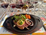 メインのステーキ