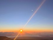 マウナケア山頂からのサンライズ