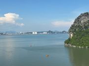 鍾乳洞終わりの丘から！