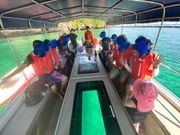 グラスボートで出港