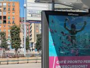 Beverello港のバス停