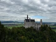 晴れ間がのぞいてきたノイシュバンシュタイン城