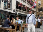 パブでお別れのビール飲みました。