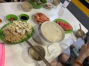 シンプルだけど、どれも美味しい夕食でした