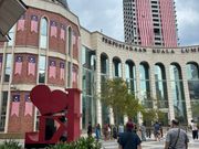 KLモニュメントへ