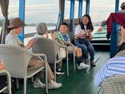 ガイドさんは歌が上手で友達みたい