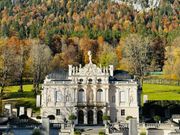 リンダーホーフ城