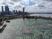 展望台床はドットアート