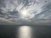 帰りの海は幻想的。