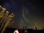 立ち昇るオーロラ