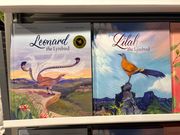 お土産屋さんにガイドさんが説明してくれたLyrebirdの絵本が