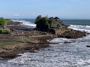 タナロット寺院。近くには見どころもあり、ガイドさんが教えてくれなかったらわかりませんでした。