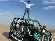 ワカチナ湖のバギー