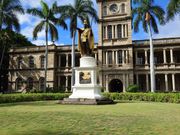 カメハメハ大王像