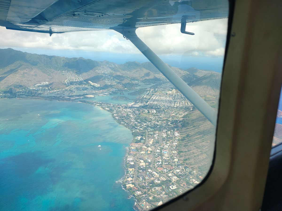 参加者のレビュー一覧) 体験操縦 (セスナ／ヘリ) | ハワイ（オアフ島