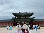 チマチョゴリを着て景福宮を観光