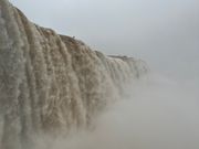 ブラジル側　間近で滝を見ることができます