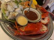 エビとカニを頬張れます