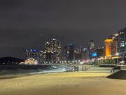 釜山の眠らないビーチ
