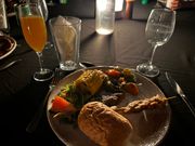 BBQではOZビーフやカンガルー肉などを頂きました