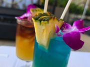 一人ひとつワンドリンク付き