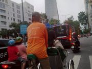 約20分ほどでスカイデッキのあるビテクスコ・フィナンシャルタワーの入口に着きます