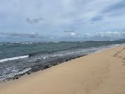 誰もいないビーチ