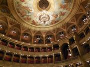 オペラ座　ホール
