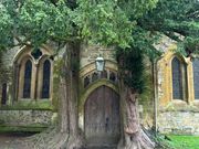 （ストウ）聖エドワード教会　ロードオブザリングのモデルらしい