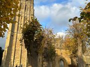 （チッピング）セントジェームス教会　この村は全体が蜂蜜色レンガ