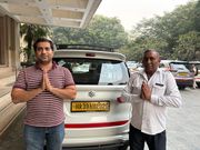 ガイドのラシッドさんとドライバーのディープさん