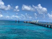 船からグリーン島までの桟橋