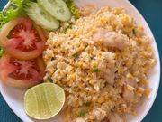 お昼のチャーハン