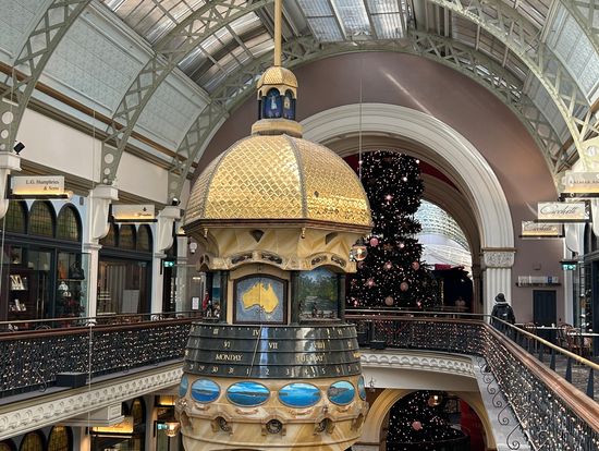 自分では気づかない観光スポットまでガイドさんが説明してくださいます。