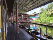 水上マーケット