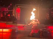 迫力あるファイアーダンス