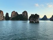 20万ドン札に描かれた島