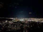 昼とは違うホノルルの景色が見れました。