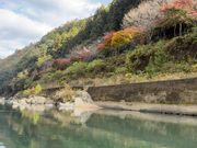 紅葉の綺麗な保津川下り
