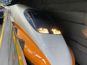 台北から台湾高鐡に乗って台中へ