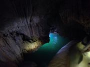 神秘的鍾乳洞体験