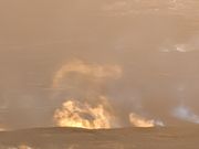 キラウエア火山　ズームが効くスマホであれば、この程度の写真は撮れます。