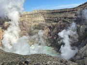 阿蘇山中岳火口