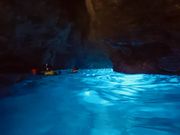 洞窟の奥の方が綺麗です