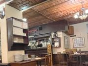 1軒目の居酒屋内部